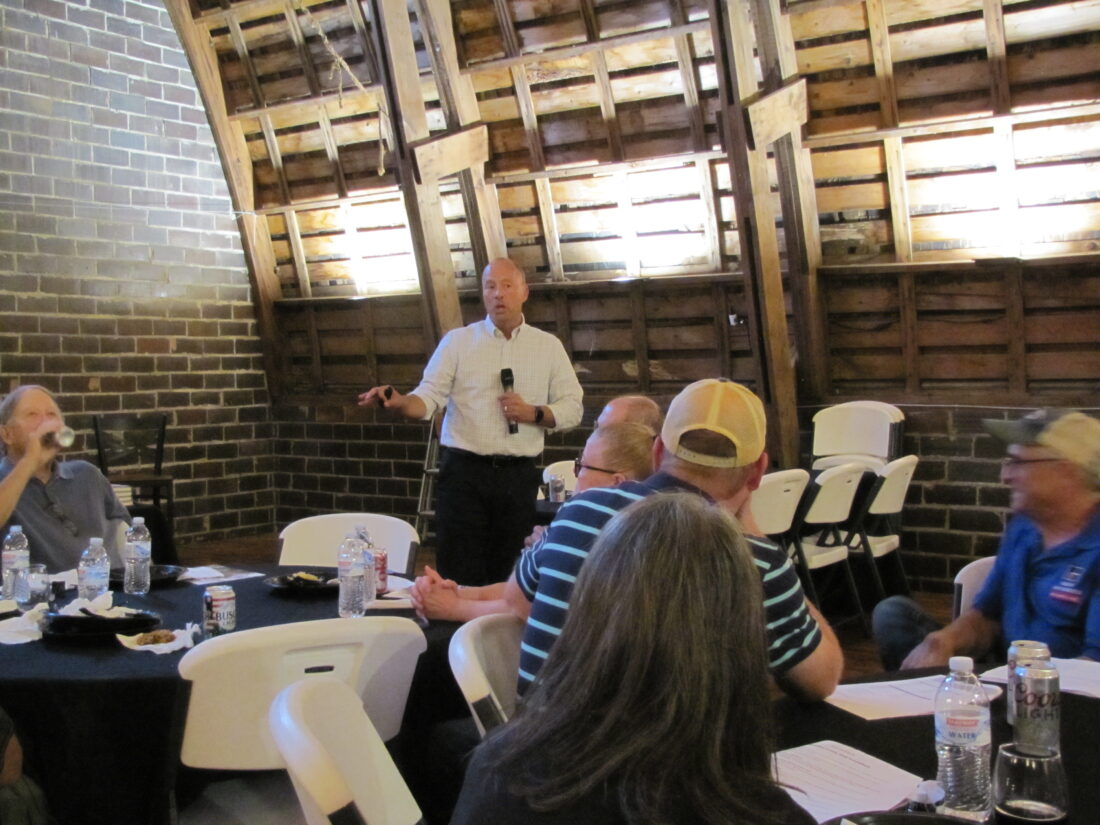 Putze addresses Hamilton Co. Farm Bureau